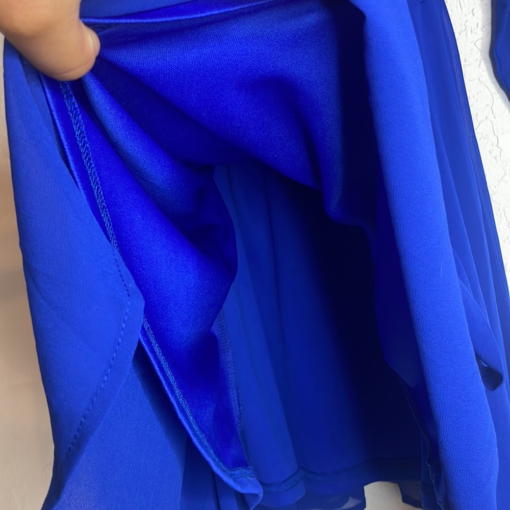Dress - Picture 4 of 6